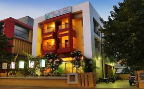 Hotel The Leaf Aurangabad